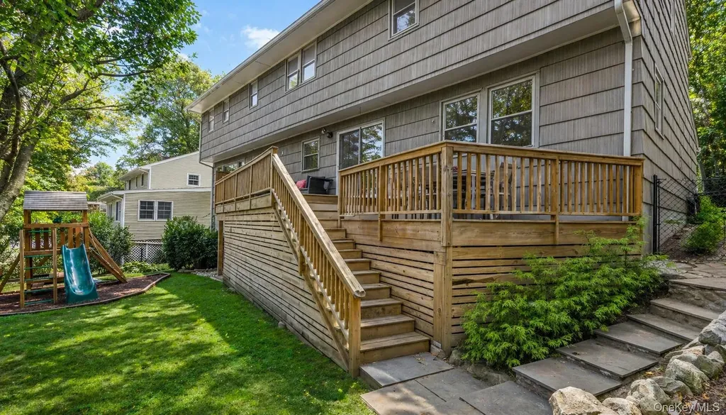 10 Lundy Lane Larchmont NY 10538