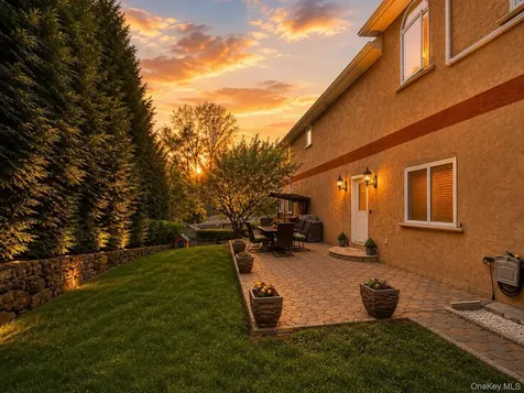 6 Inwood Place New Rochelle NY 10801