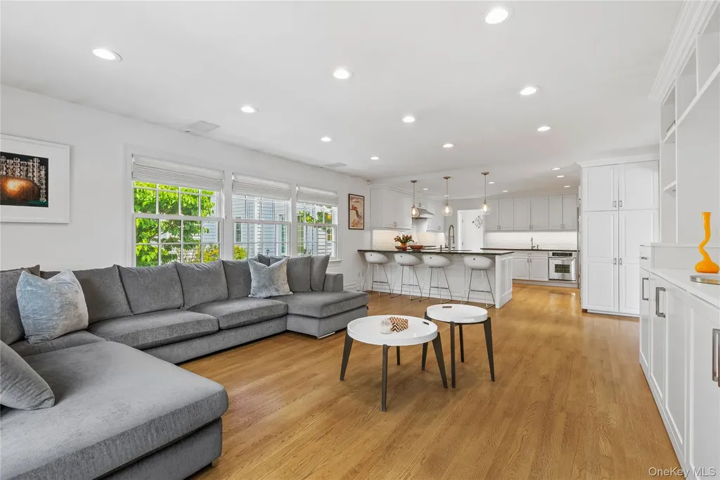 746 The Parkway Mamaroneck NY 10543