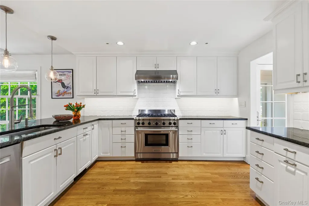 746 The Parkway Mamaroneck NY 10543