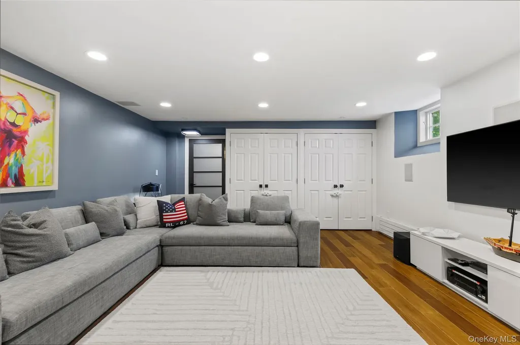 746 The Parkway Mamaroneck NY 10543