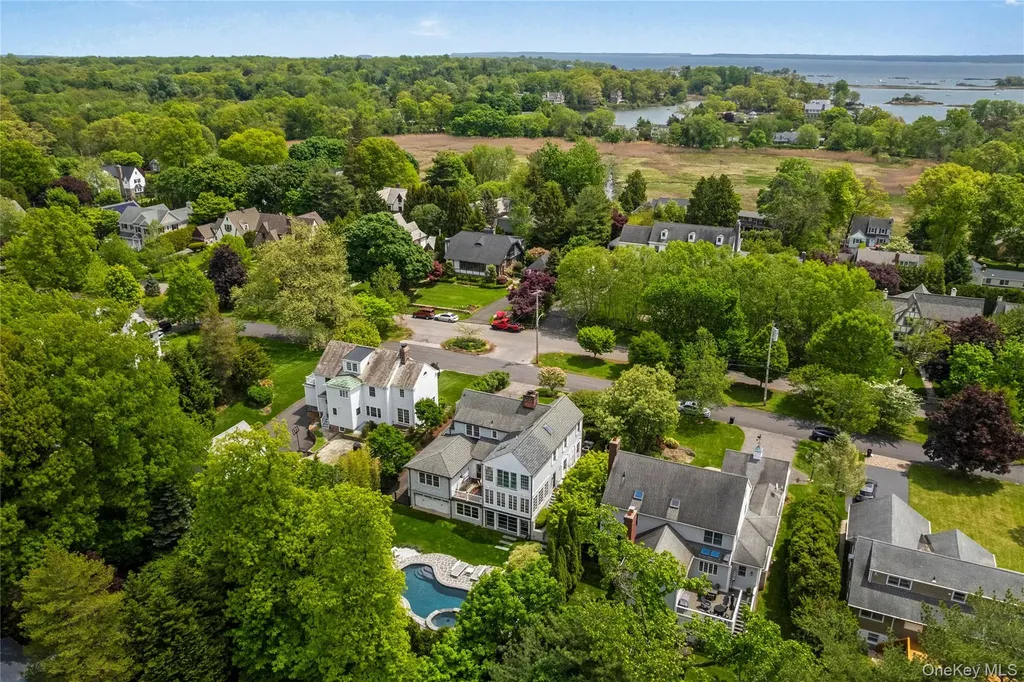 746 The Parkway Mamaroneck NY 10543