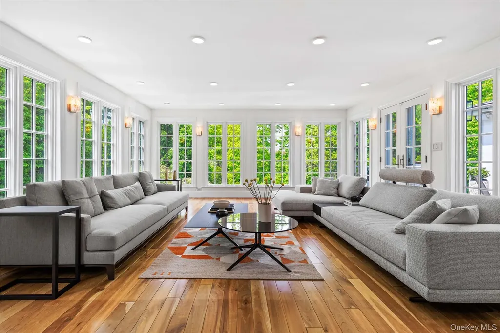 746 The Parkway Mamaroneck NY 10543