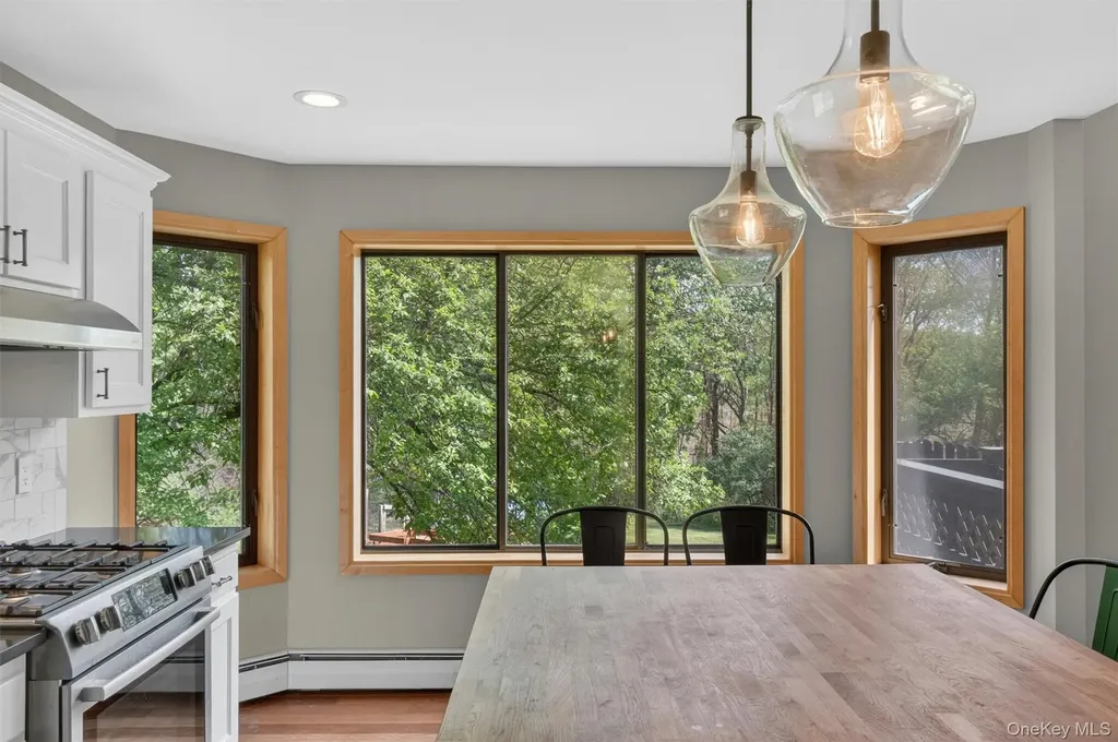 85 Ward Road Salt Point NY 12578