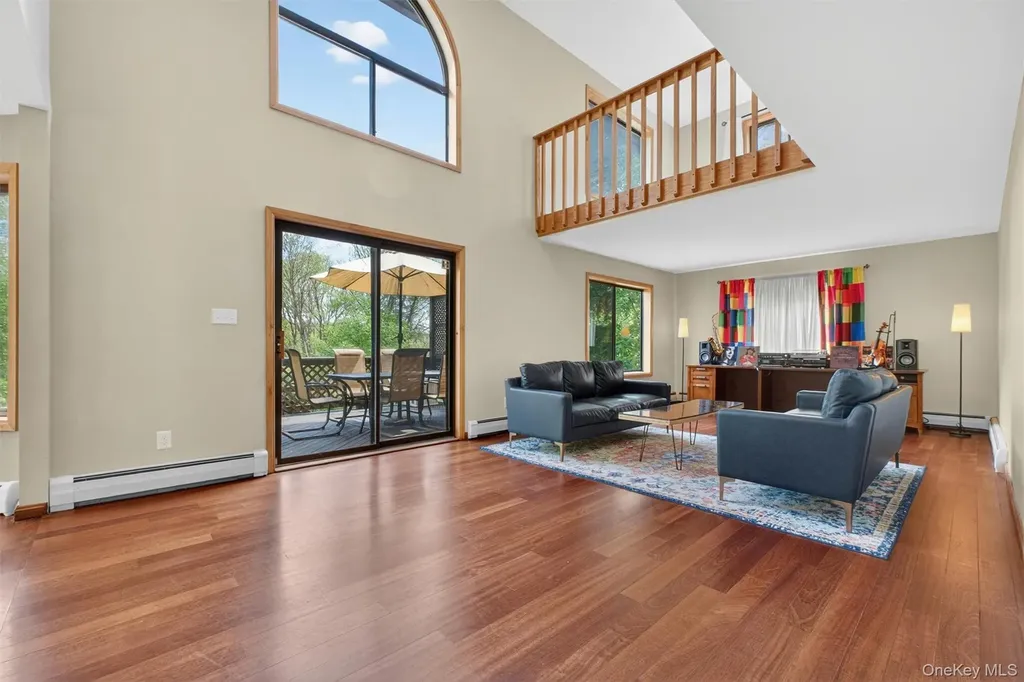 85 Ward Road Salt Point NY 12578