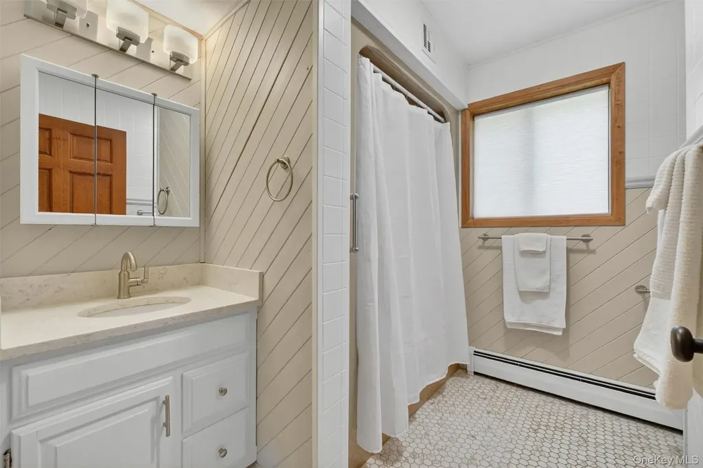 85 Ward Road Salt Point NY 12578