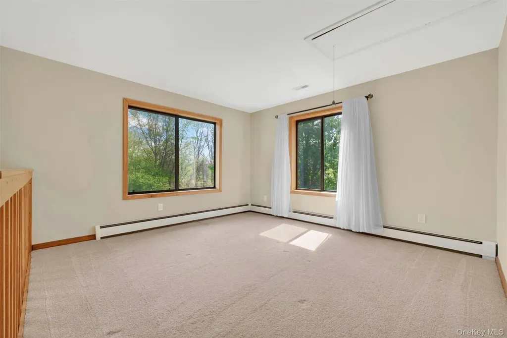 85 Ward Road Salt Point NY 12578