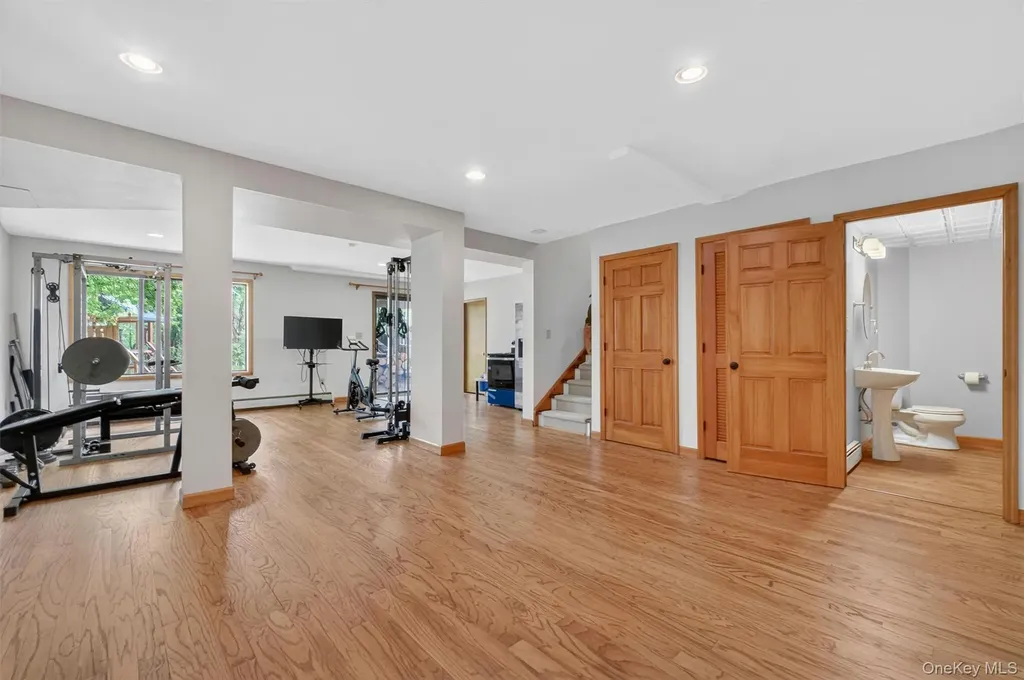 85 Ward Road Salt Point NY 12578