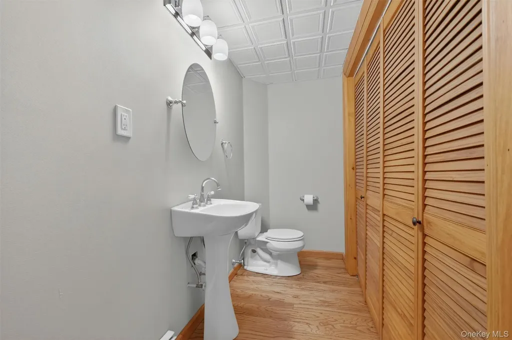 85 Ward Road Salt Point NY 12578