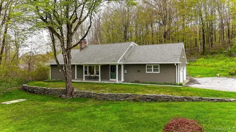 287 Hunns Lake Road Stanfordville NY 12581