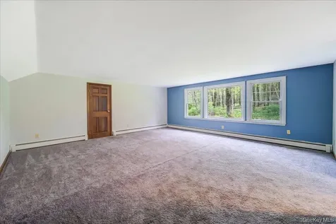 287 Hunns Lake Road Stanfordville NY 12581