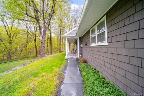 287 Hunns Lake Road Stanfordville NY 12581