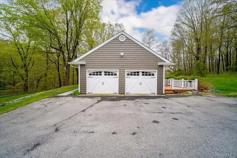 287 Hunns Lake Road Stanfordville NY 12581