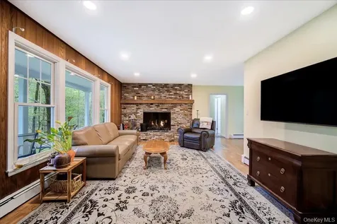 287 Hunns Lake Road Stanfordville NY 12581