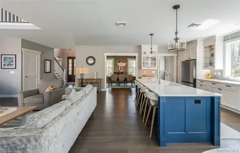 21 Peacock Road Rhinebeck NY 12572