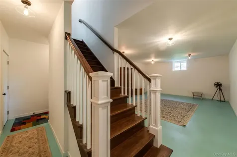 21 Peacock Road Rhinebeck NY 12572