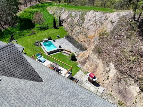 21 Peacock Road Rhinebeck NY 12572