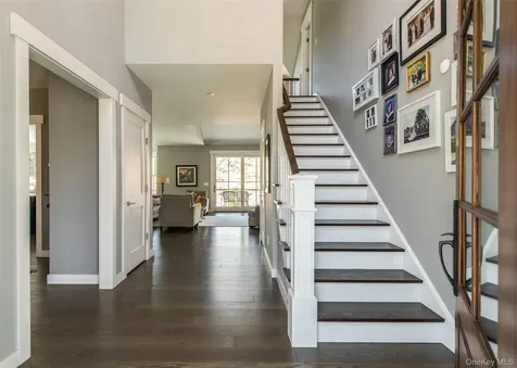 21 Peacock Road Rhinebeck NY 12572