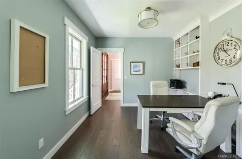21 Peacock Road Rhinebeck NY 12572