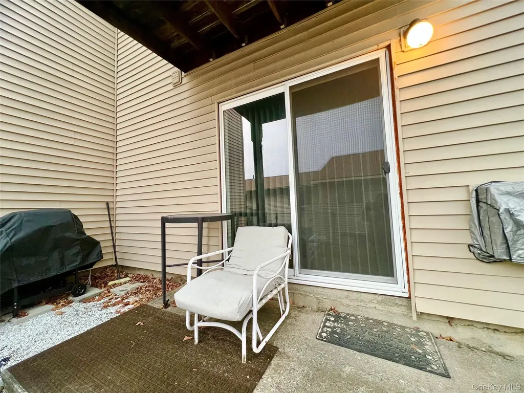 326 Concord Lane Middletown NY 10940