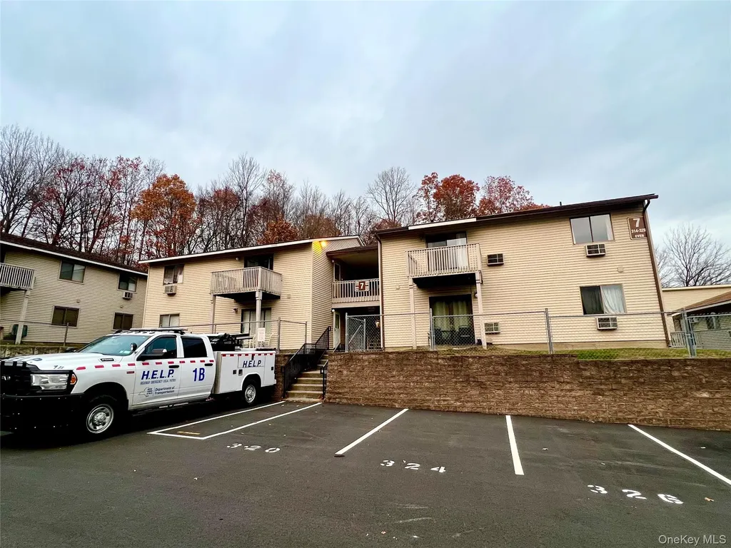 326 Concord Lane Middletown NY 10940