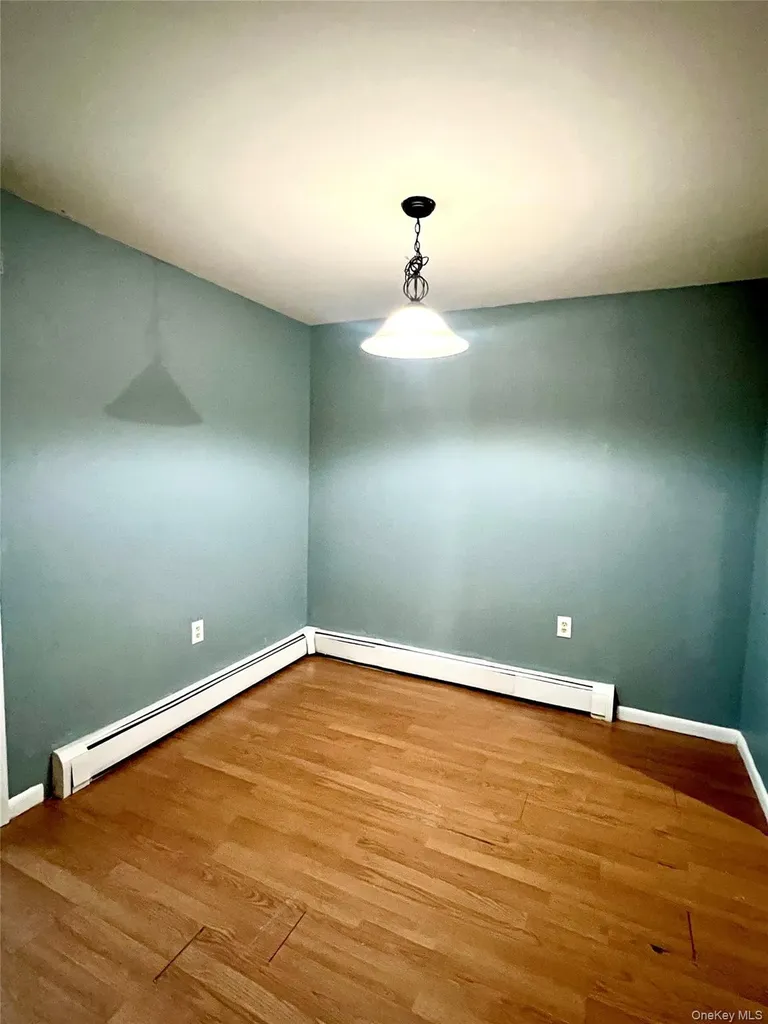 326 Concord Lane Middletown NY 10940