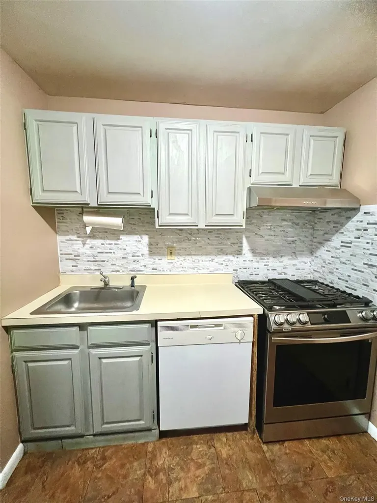 326 Concord Lane Middletown NY 10940