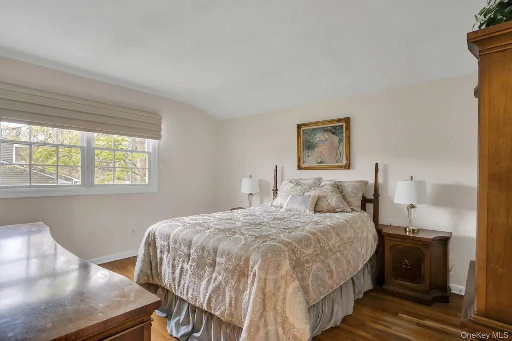 22 Abbey Drive Commack NY 11725