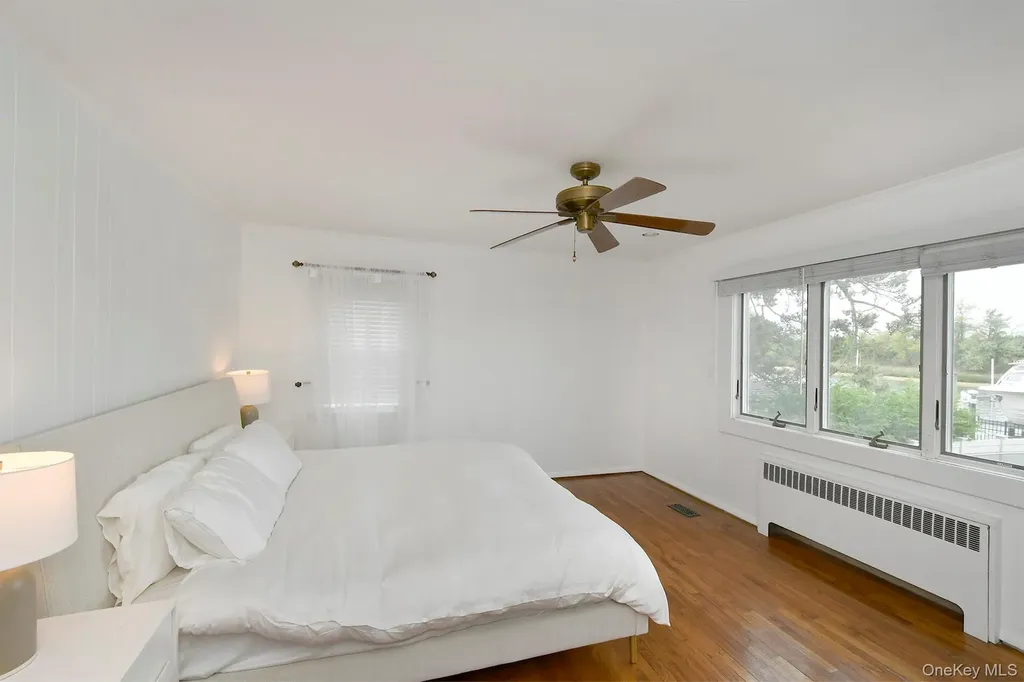 3544 Woodward Street Oceanside NY 11572
