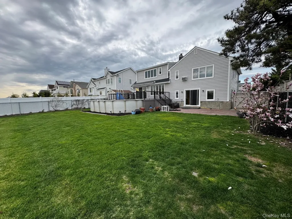 3544 Woodward Street Oceanside NY 11572
