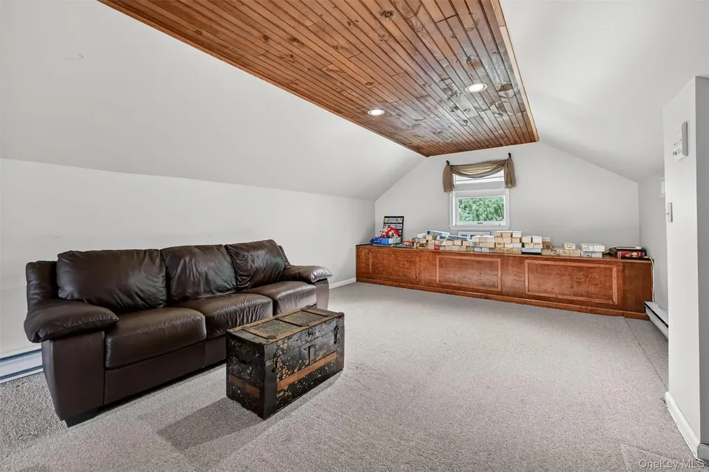 18 Peterson Road Monroe NY 10950
