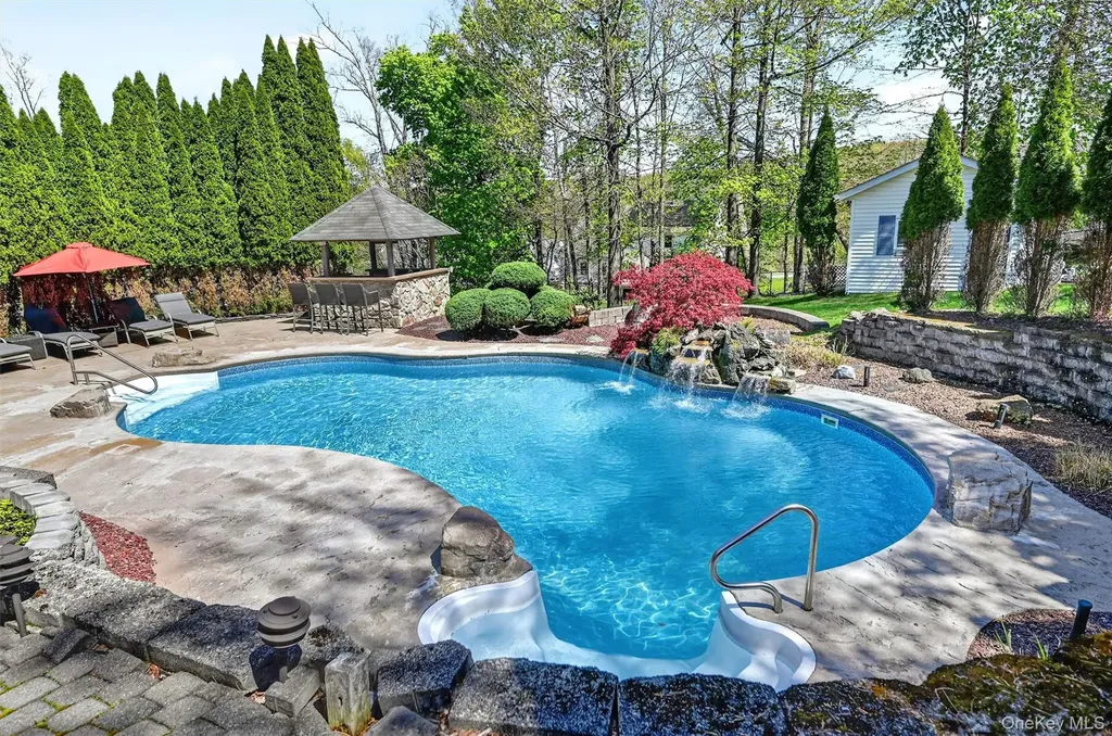 18 Peterson Road Monroe NY 10950