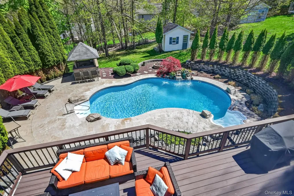 18 Peterson Road Monroe NY 10950