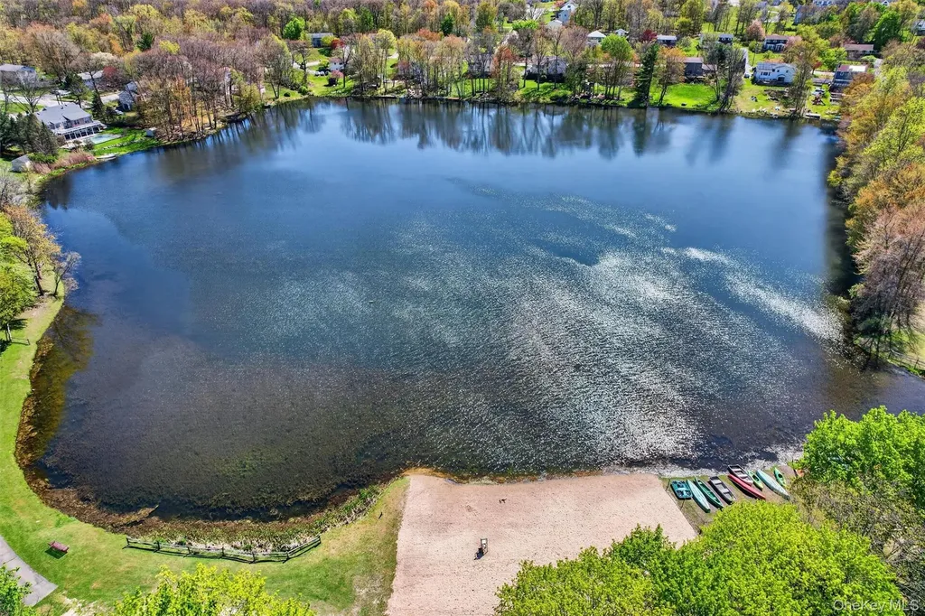 18 Peterson Road Monroe NY 10950
