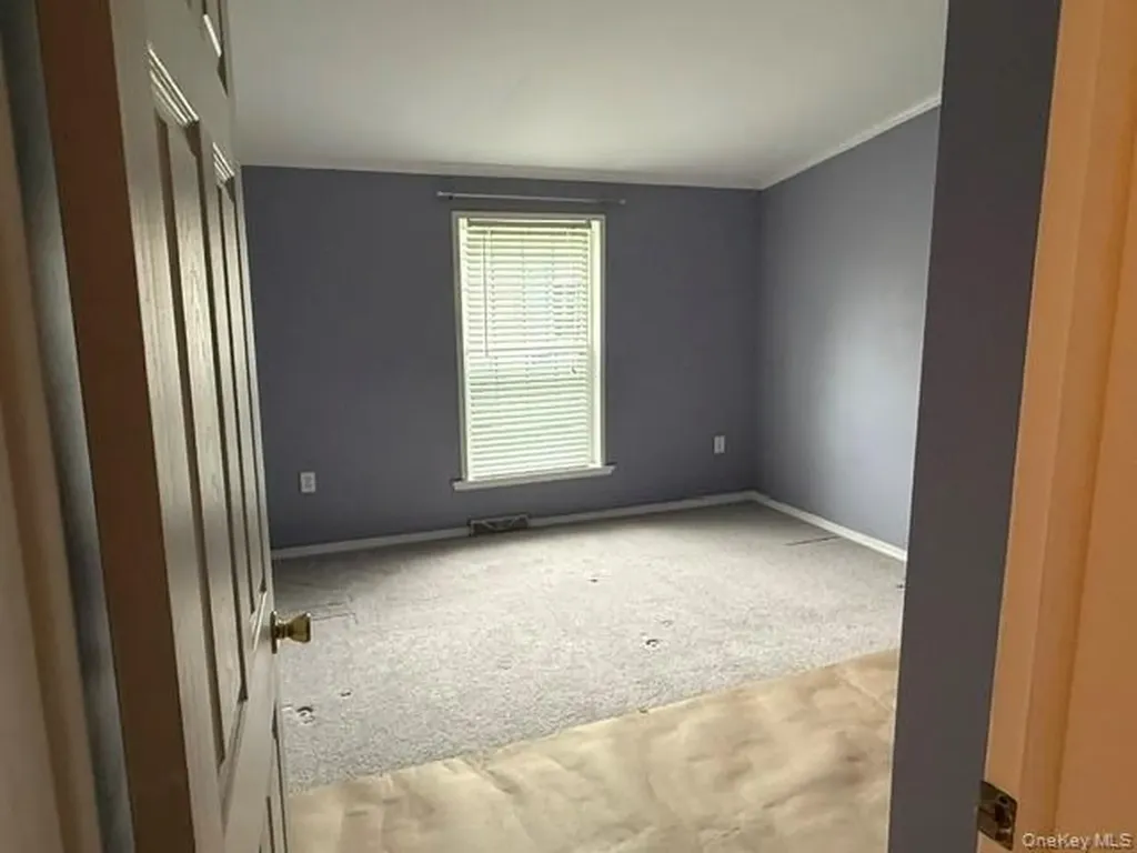 4 Delray Circle Poughkeepsie NY 12603