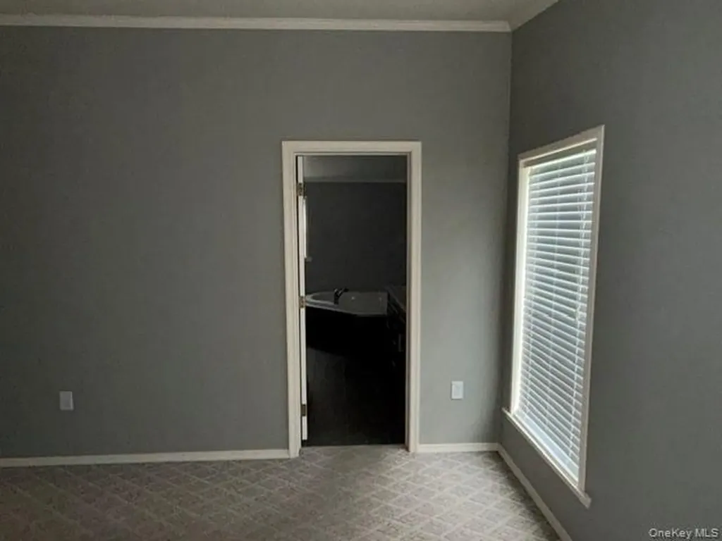 4 Delray Circle Poughkeepsie NY 12603