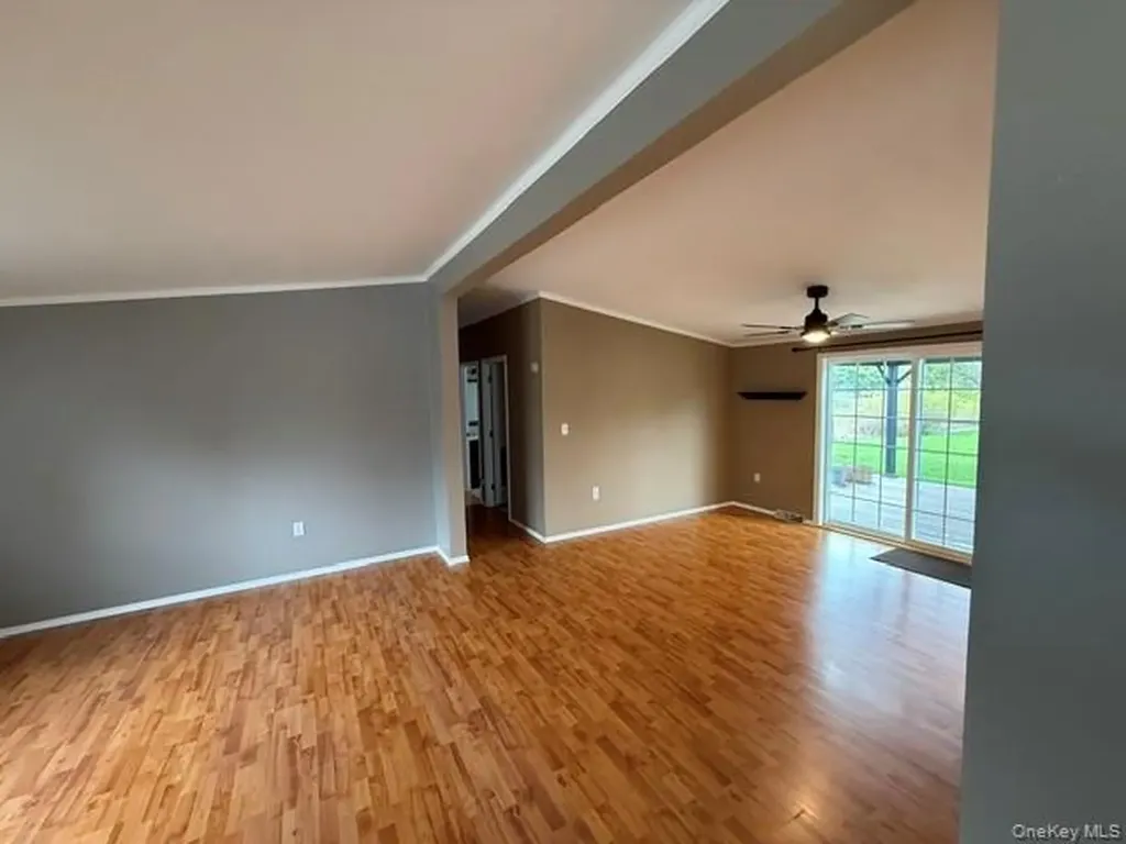 4 Delray Circle Poughkeepsie NY 12603