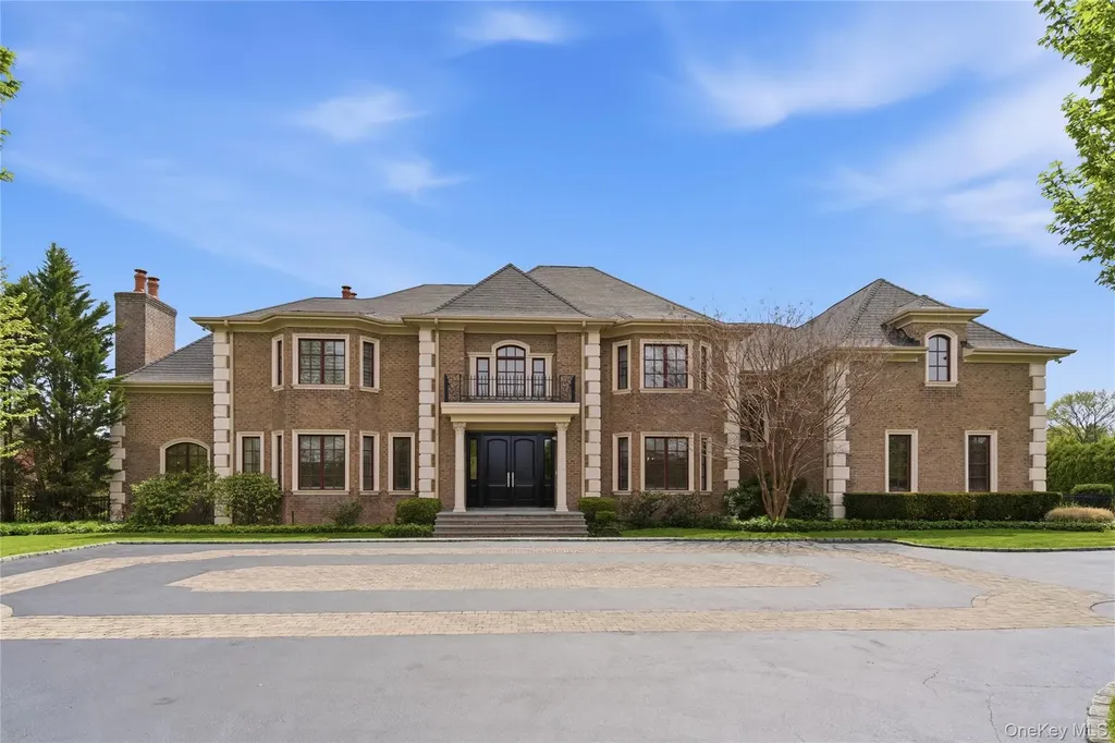 6 Evergreen Way Old Brookville NY 11545