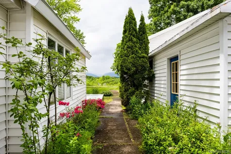 4411 State Route 9g Germantown NY 12526