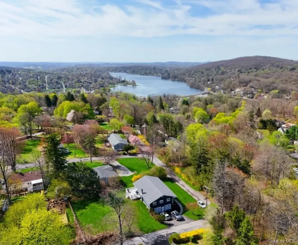 7 Bryant Road Carmel NY 10512