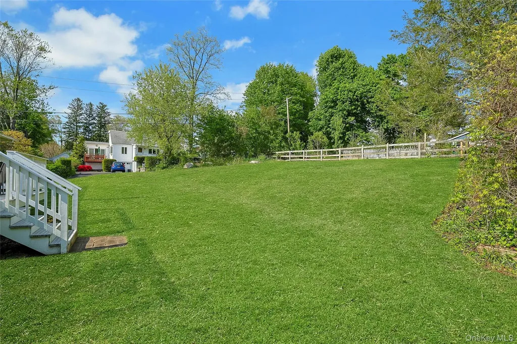 7 Bryant Road Carmel NY 10512