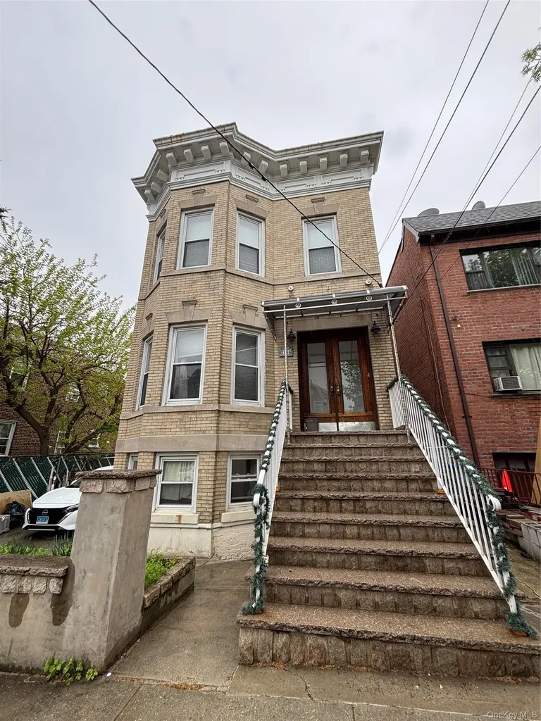 2866 Dudley Avenue Bronx NY 10461
