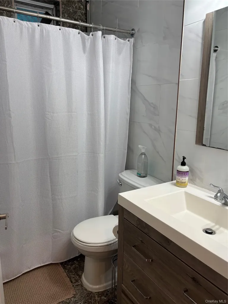 2866 Dudley Avenue Bronx NY 10461