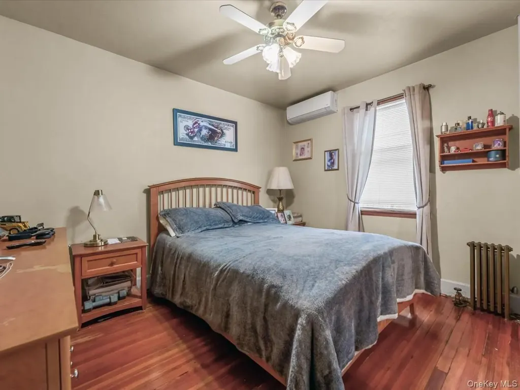 14702 33rd Avenue Flushing NY 11354