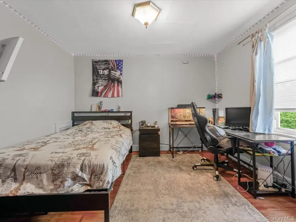 14702 33rd Avenue Flushing NY 11354
