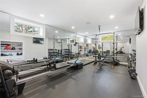 11 Thornewood Road Armonk NY 10504