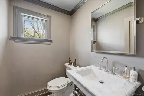 11 Thornewood Road Armonk NY 10504