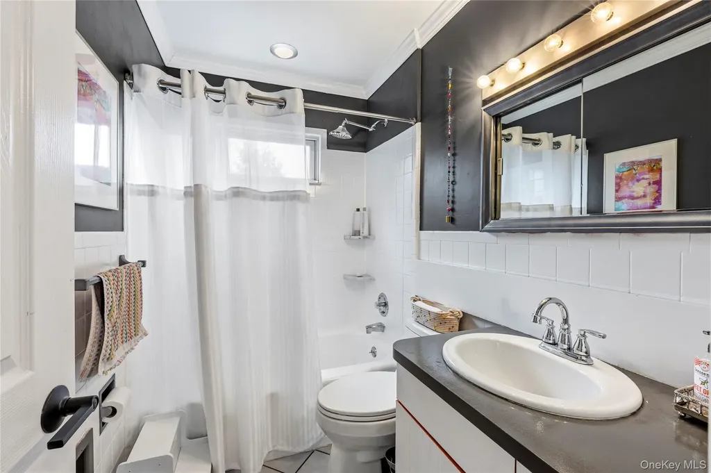 1970 Brook Park Drive Merrick NY 11566