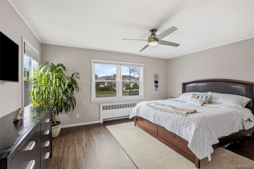 1970 Brook Park Drive Merrick NY 11566