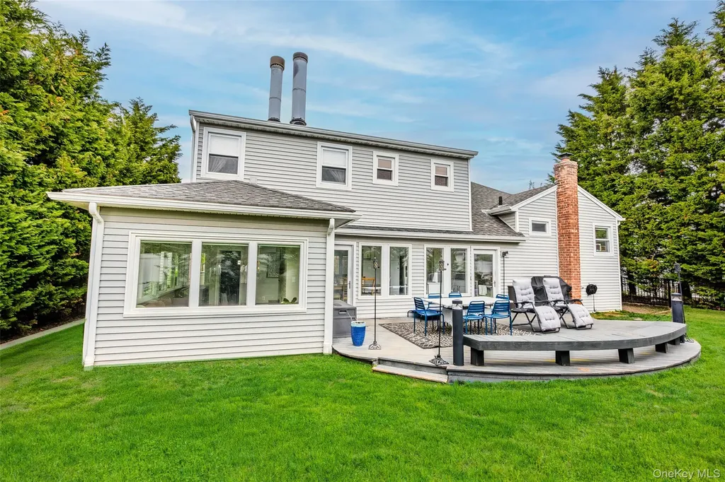 1970 Brook Park Drive Merrick NY 11566